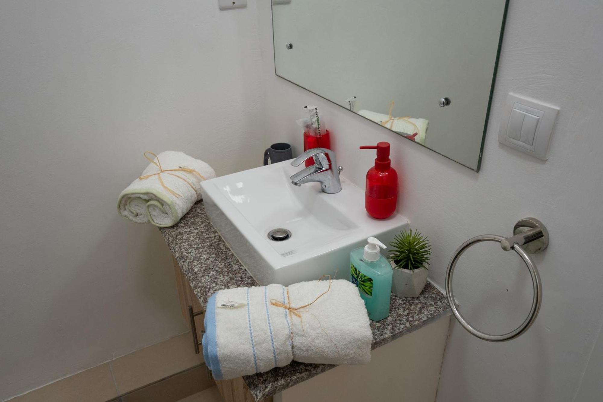 Luxury Beachfront Duplex, Coin De Mire View / 3Bed カップ・マルールー エクステリア 写真